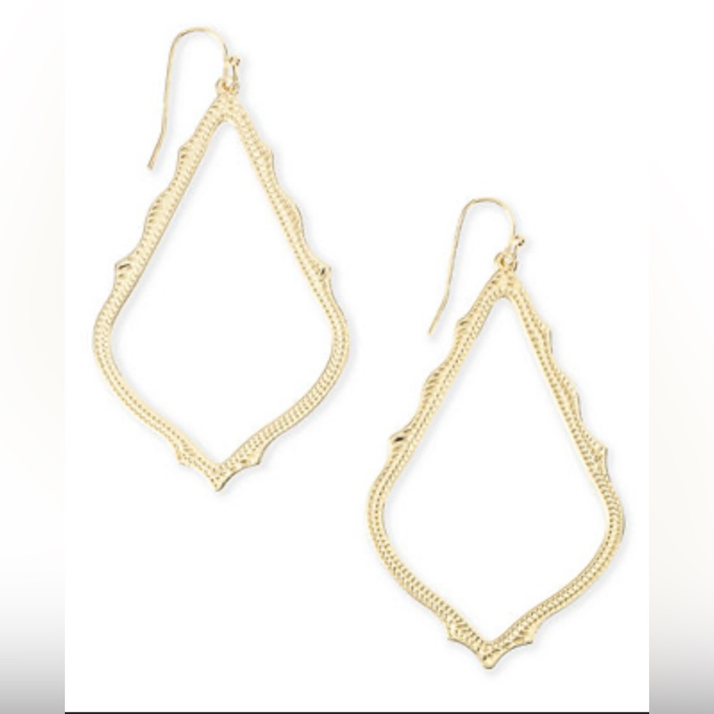 Kendra Scott sophee drop earrings in gold
